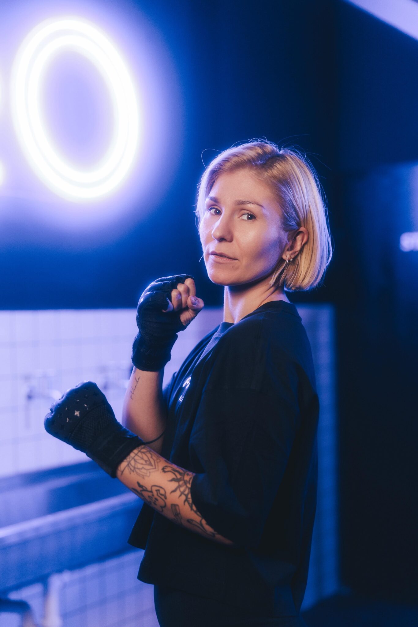Boxing Nadia FAME Boxing - YOU vs YOU